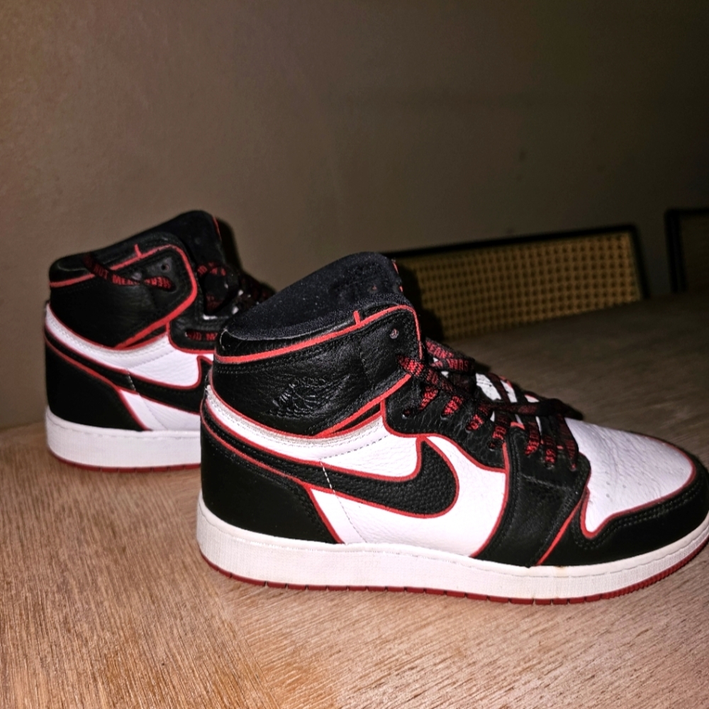 Nike Air Jordan 1 Retro
